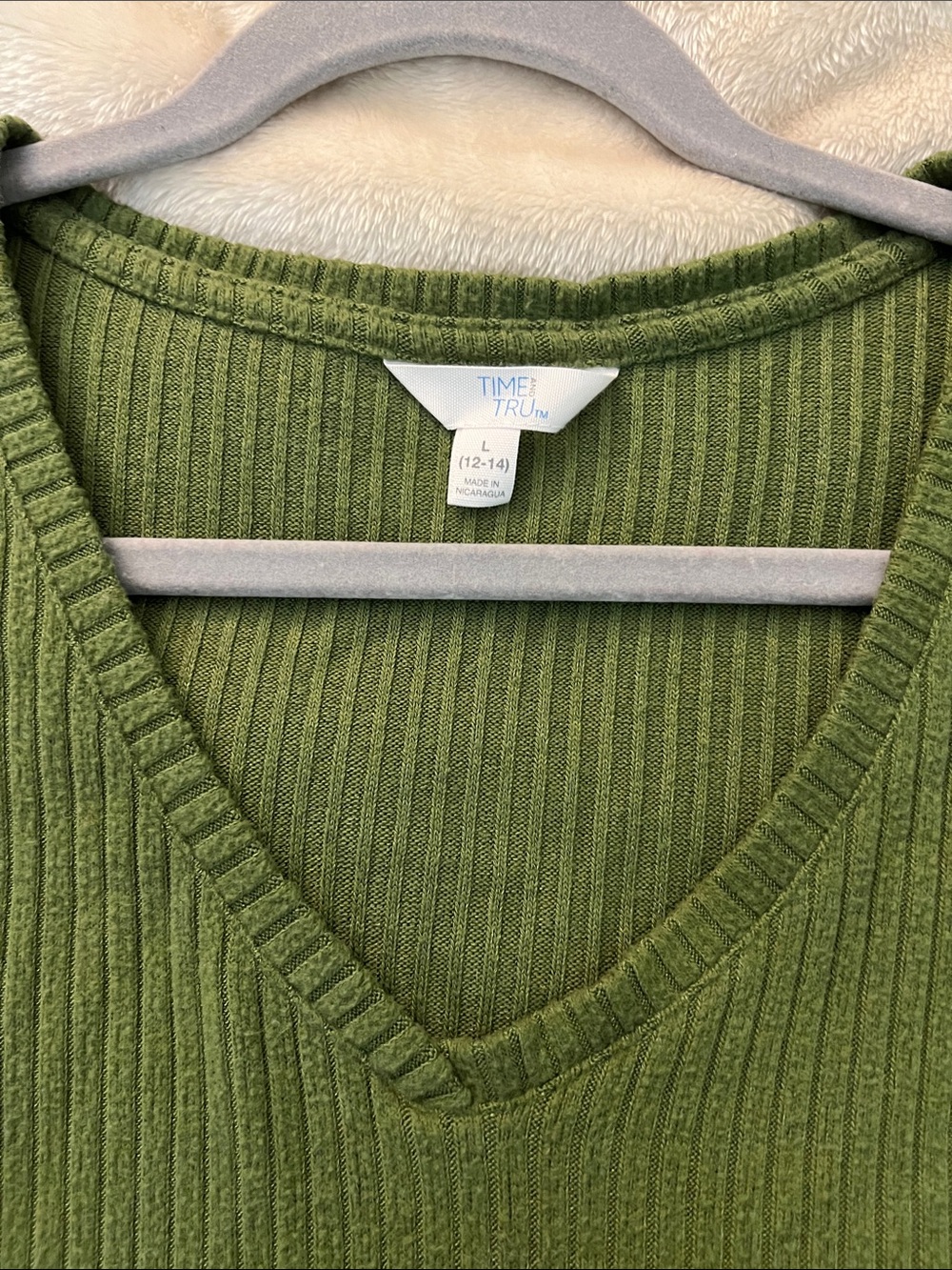 Time and Tru Olive Ribbed V-Neck Sweater - Women's